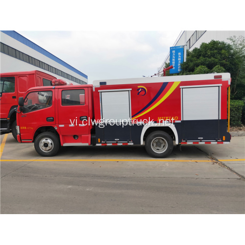 Xe tải chở dầu DFAC với xe cứu hỏa